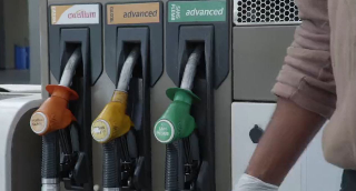 + 28 centesimi al litro, aumenti record per la benzina in Piemonte